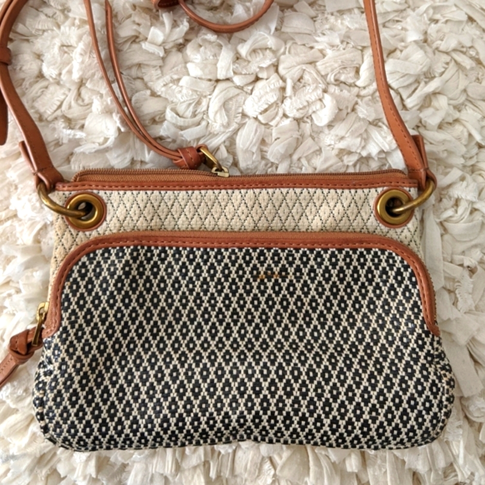 Fossil over shoulder small purse